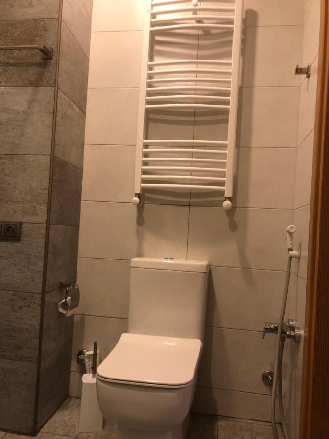 Cozy Guest House In Old Batumi Exterior photo