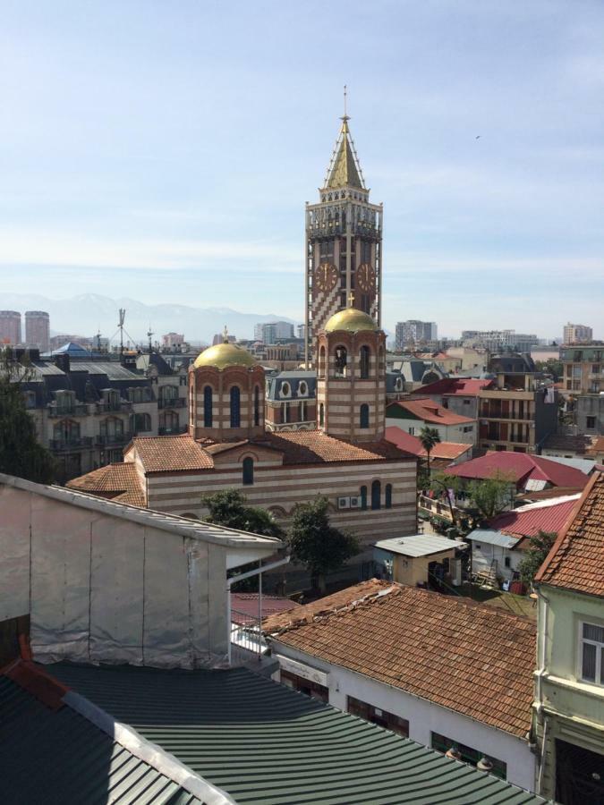 Cozy Guest House In Old Batumi Exterior photo